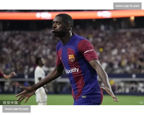 德比冲突焦点：维尼修斯斥佩德里 “爱哭鬼”