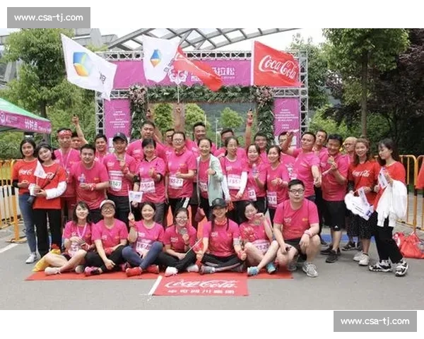 成马开跑，中粮可口可乐四川跑团红动赛道