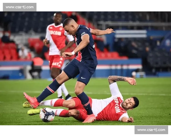 厄斯特松主场迎战加拉塔萨雷欧战焦点对决前瞻分析实力走势与胜负悬念解读