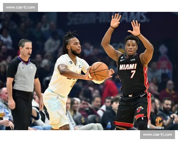 尼克斯激战骑士东西强队正面对决赛季焦点之夜球迷期待巅峰较量