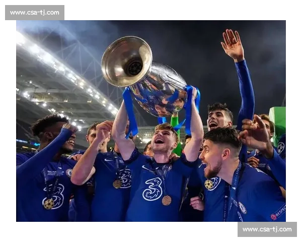 红黑军团再遇宇宙队欧陆豪门巅峰对决掀起足坛风暴历史与荣耀交织之夜 红黑军团再遇宇宙队欧陆豪门巅峰对决掀起足坛风暴历史与荣耀交织之夜